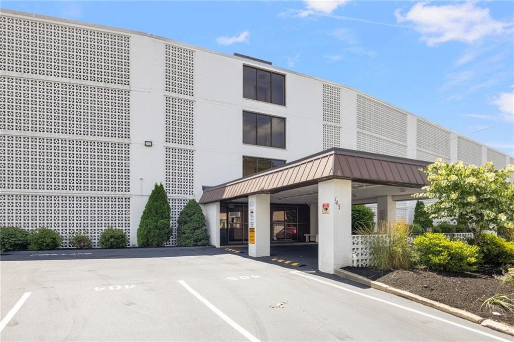 143 Hoffman Avenue UNIT 205