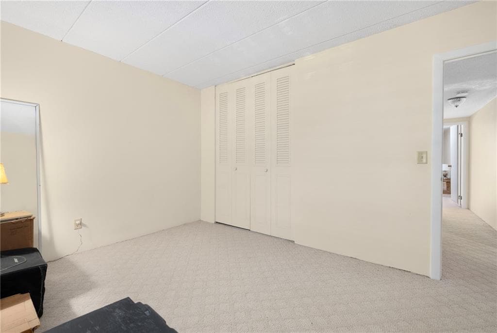 Condominium at 143 Hoffman Avenue UNIT 205, Cranston, photo 15 of 28