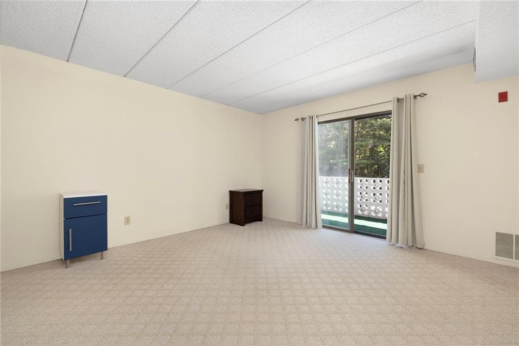 Condominium at 143 Hoffman Avenue UNIT 205, Cranston, photo 11 of 28