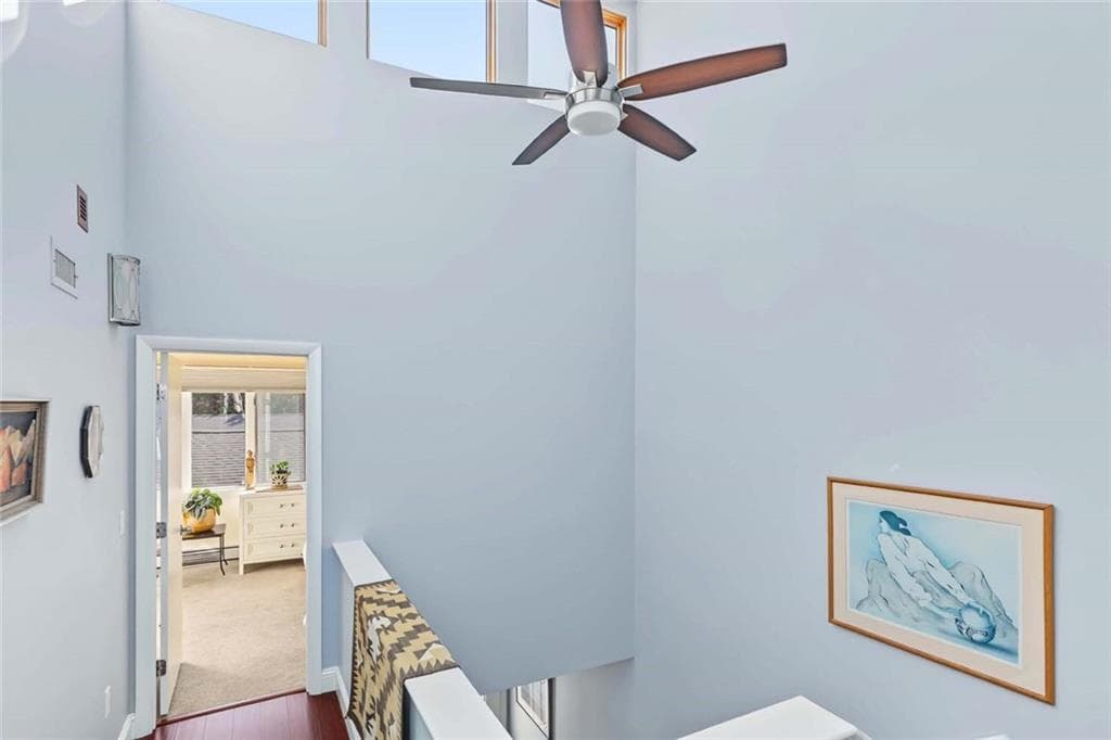 Condominium at 74 Sea Breeze Lane, Bristol, photo 20 of 41