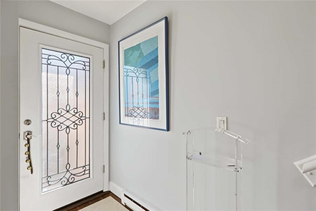 Condominium at 74 Sea Breeze Lane, Bristol, photo 18 of 41