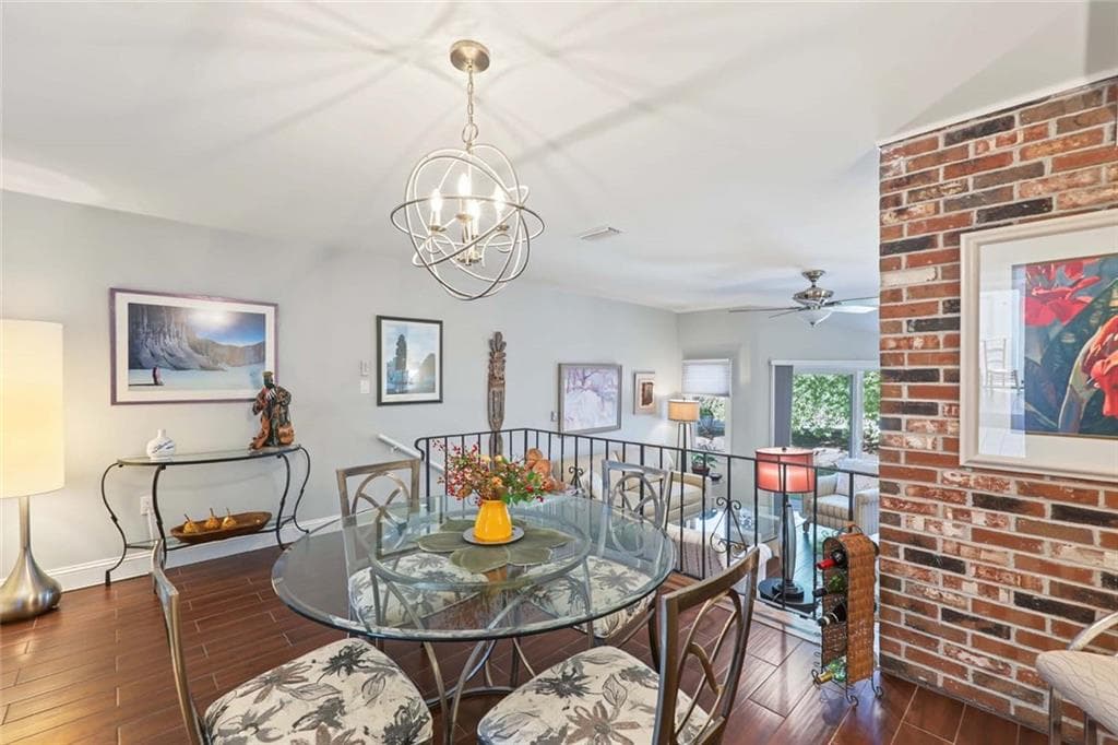 Condominium at 74 Sea Breeze Lane, Bristol, photo 8 of 41