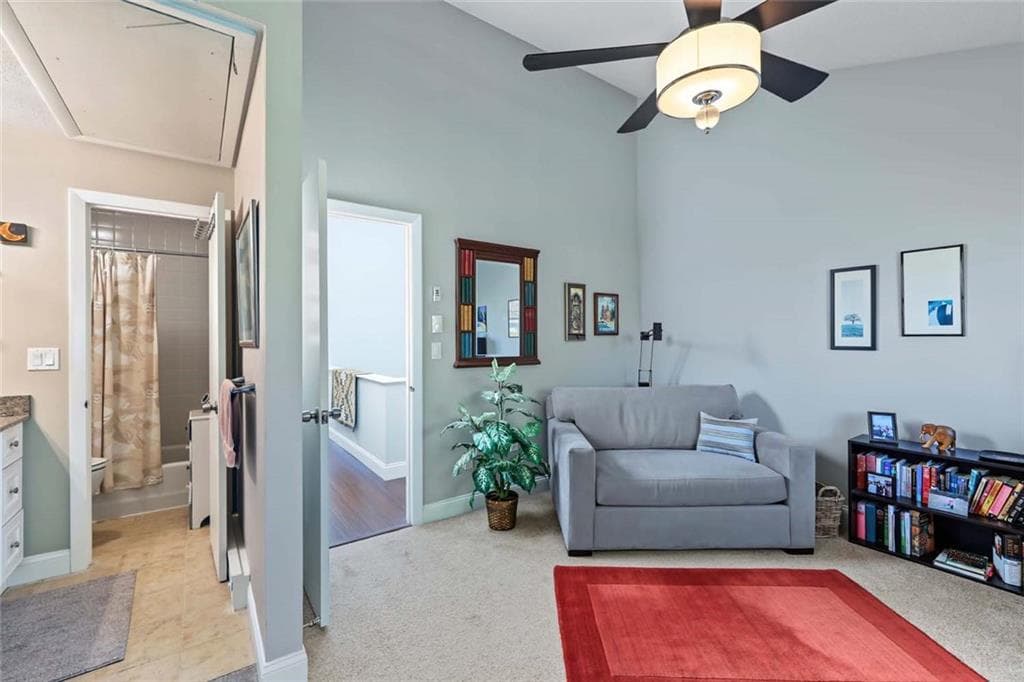 Condominium at 74 Sea Breeze Lane, Bristol, photo 25 of 41