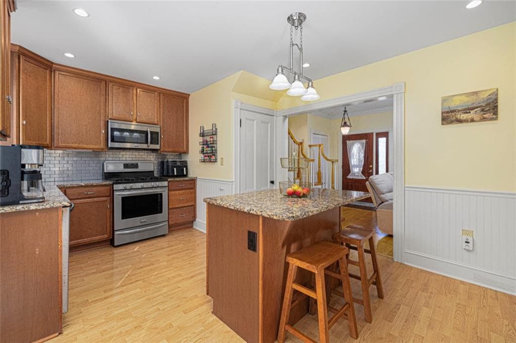 Single Family Residence at 230 Martin Street, East Providence, photo 9 of 39