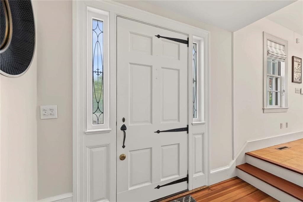 Single Family Residence at 11 Intervale Road, Providence, photo 5 of 50