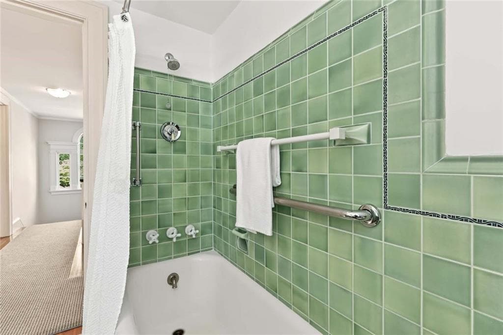 Single Family Residence at 11 Intervale Road, Providence, photo 31 of 50
