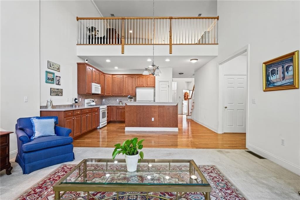 Condominium at 16 Starling Way, West Warwick, photo 13 of 42