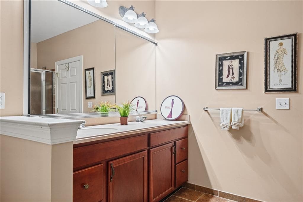 Condominium at 16 Starling Way, West Warwick, photo 20 of 42