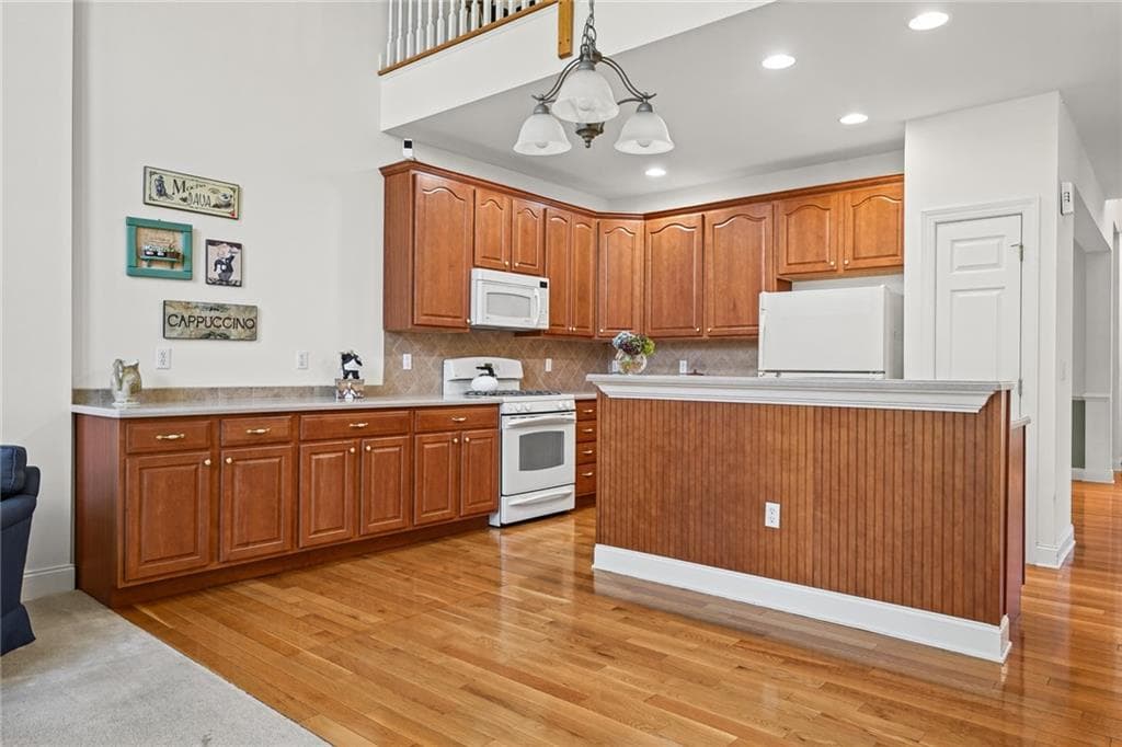 Condominium at 16 Starling Way, West Warwick, photo 14 of 42