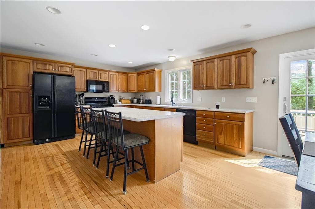 Single Family Residence at 22 Breezy Knoll Road, Smithfield, photo 7 of 48