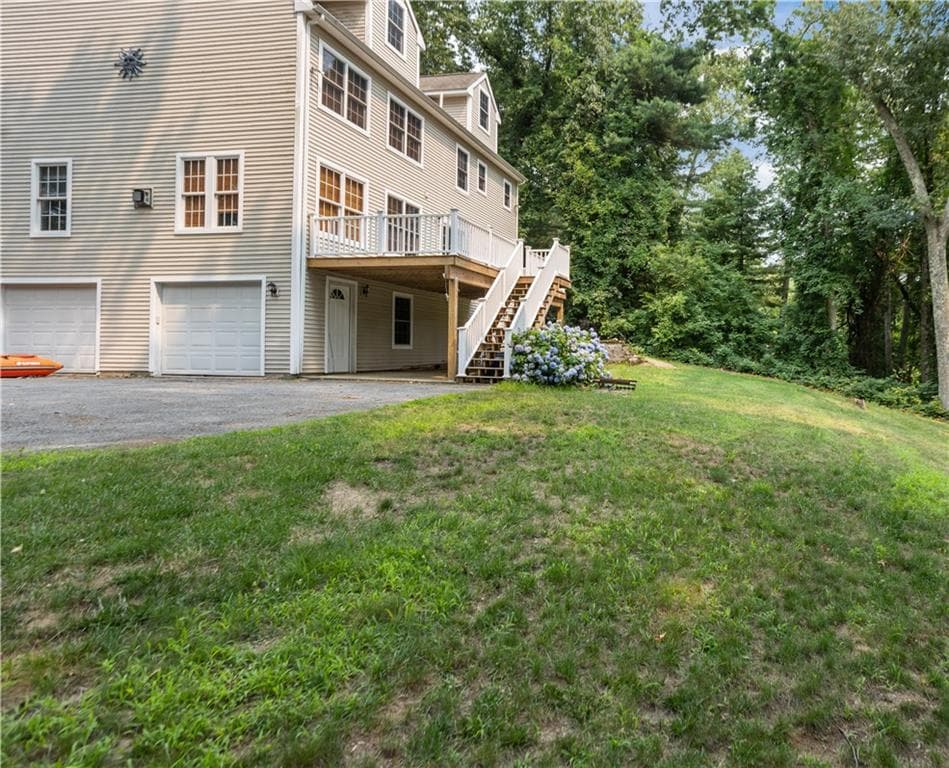 Single Family Residence at 22 Breezy Knoll Road, Smithfield, photo 5 of 48