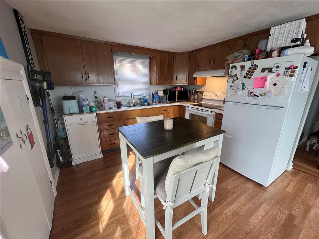 Multi Family at 49 Tiffany Street, Cranston, photo 17 of 26