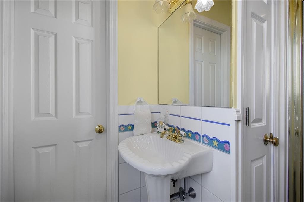 Single Family Residence at 13 Lane Five, Narragansett, photo 27 of 50