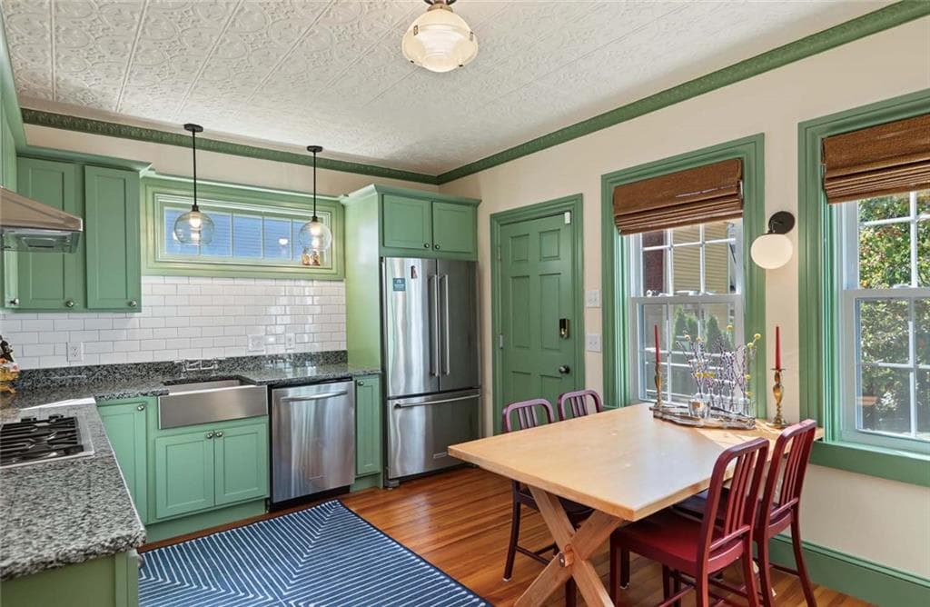 Single Family Residence at 237 Williams Street, Providence, photo 18 of 43