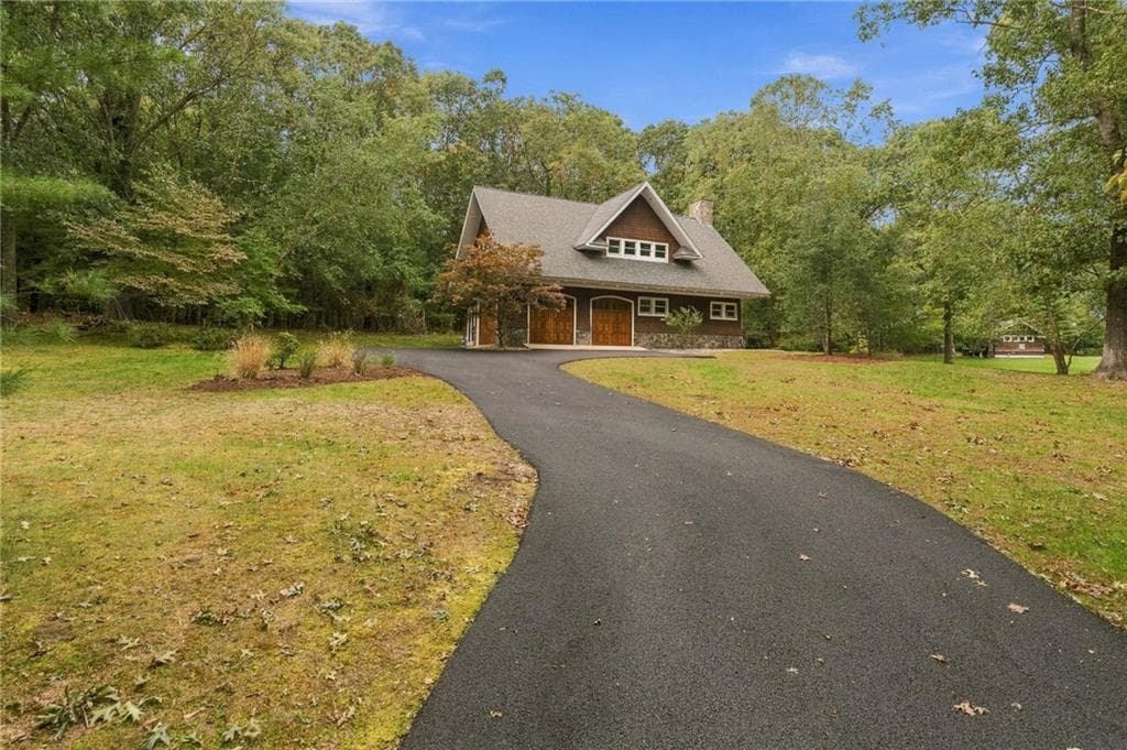 Single Family Residence at 46 Pojac Point Road, North Kingstown, photo 44 of 50