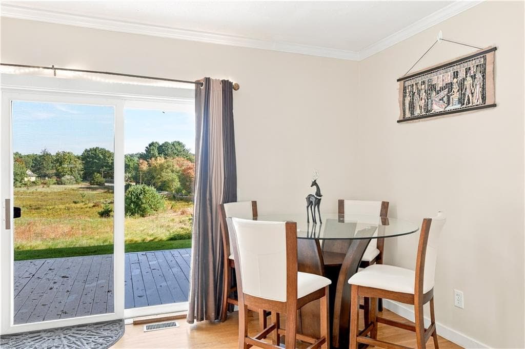 Condominium at 4 Palmer Circle UNIT 15, Hopkinton, photo 10 of 33
