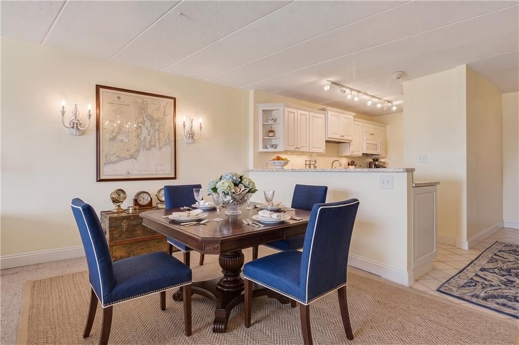 Condominium at 1314 Capella South UNIT 1314, Newport, photo 26 of 41