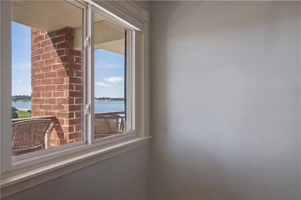 Condominium at 1314 Capella South UNIT 1314, Newport, photo 36 of 41
