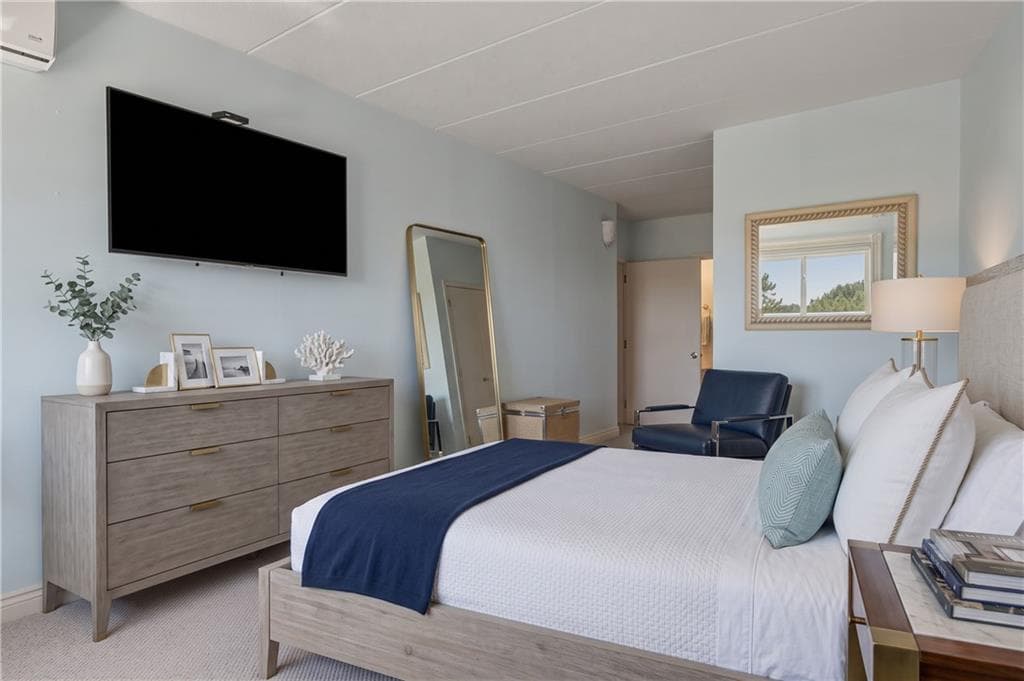 Condominium at 1314 Capella South UNIT 1314, Newport, photo 32 of 41