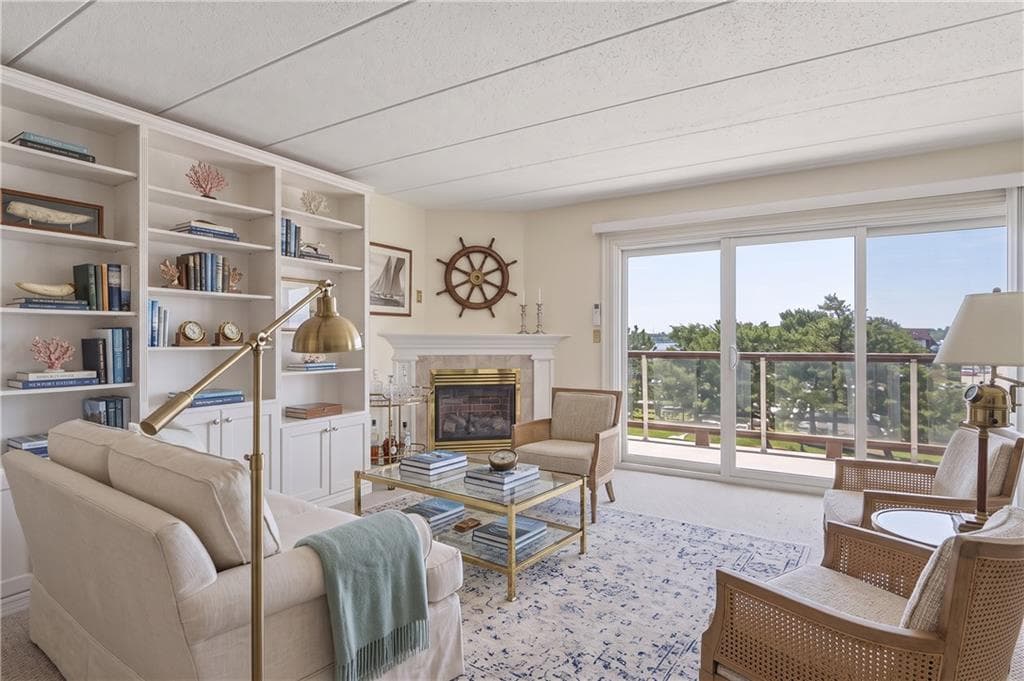 Condominium at 1314 Capella South UNIT 1314, Newport, photo 28 of 41