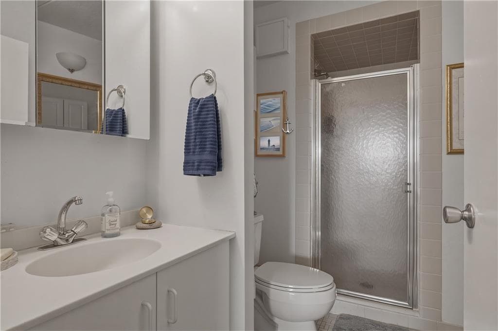 Condominium at 1314 Capella South UNIT 1314, Newport, photo 33 of 41