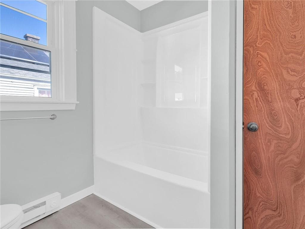 Single Family Residence at 444 Harrington Avenue, Warwick, photo 27 of 28