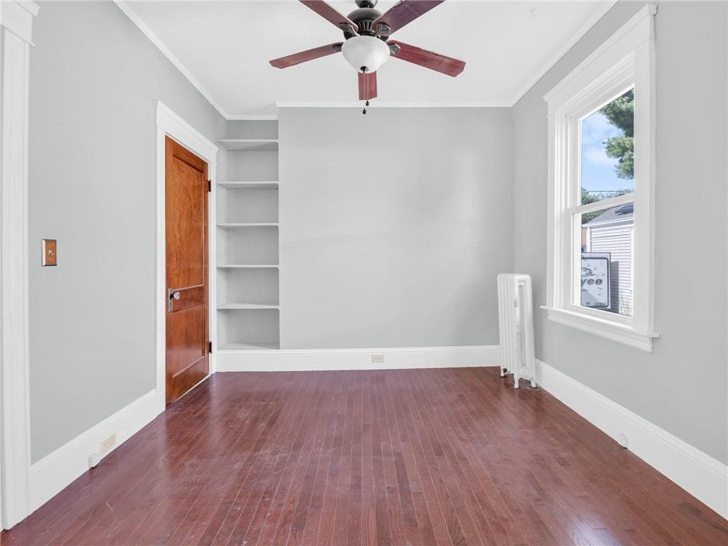 Single Family Residence at 444 Harrington Avenue, Warwick, photo 21 of 28