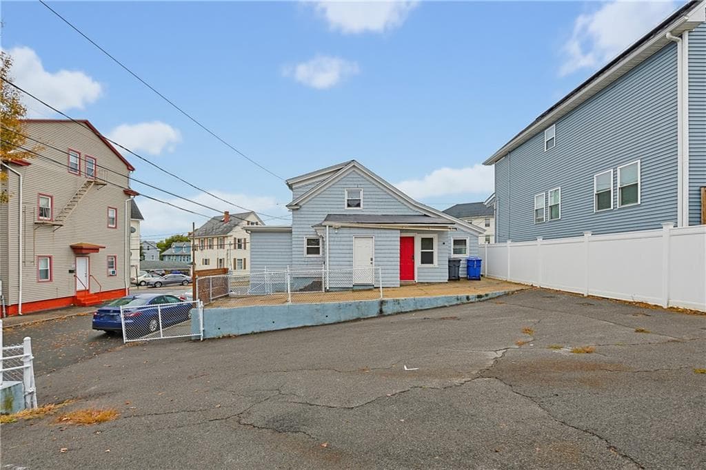 Single Family Residence at 13 Greeley Street, Providence, photo 6 of 48