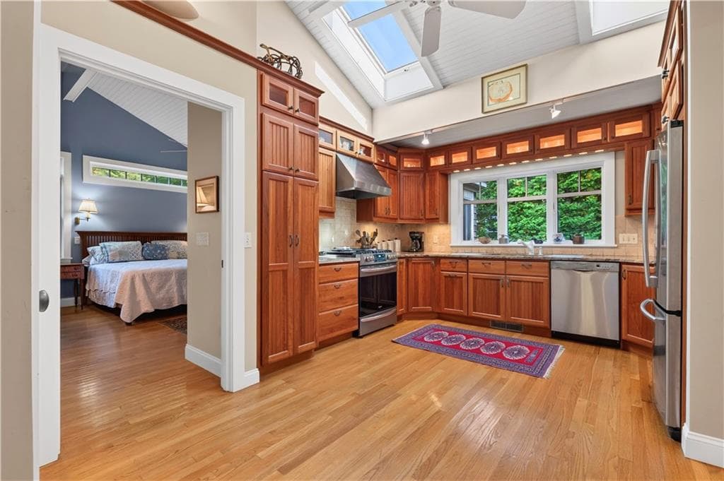 Single Family Residence at 159 Longfellow Road, Jamestown, photo 18 of 38