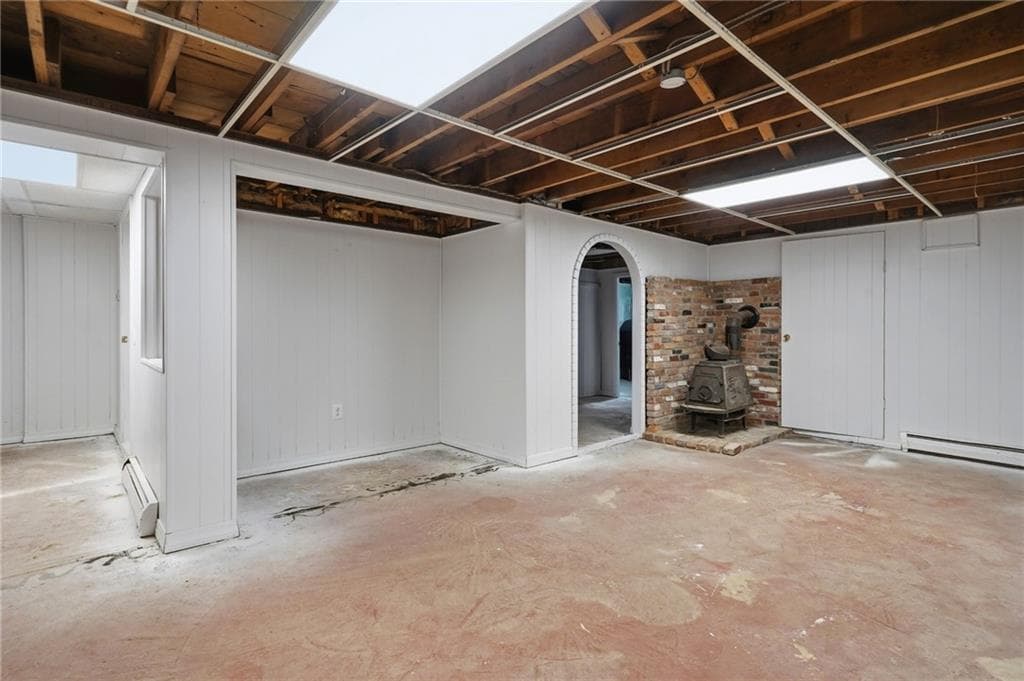 Single Family Residence at 73 Pequot Trail, East Greenwich, photo 26 of 35