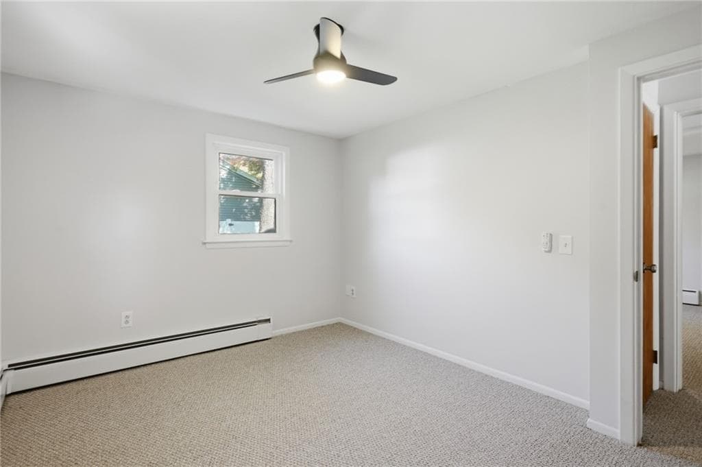 Single Family Residence at 73 Pequot Trail, East Greenwich, photo 21 of 35