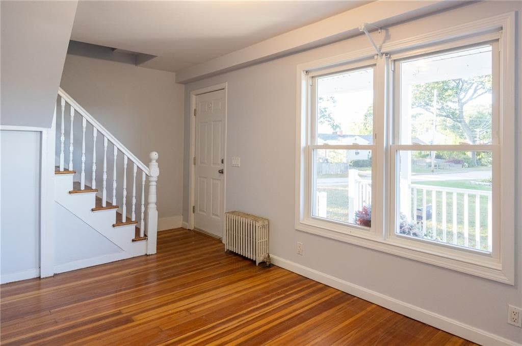 Multi Family at 916 Bullocks PT Avenue, East Providence, photo 23 of 39