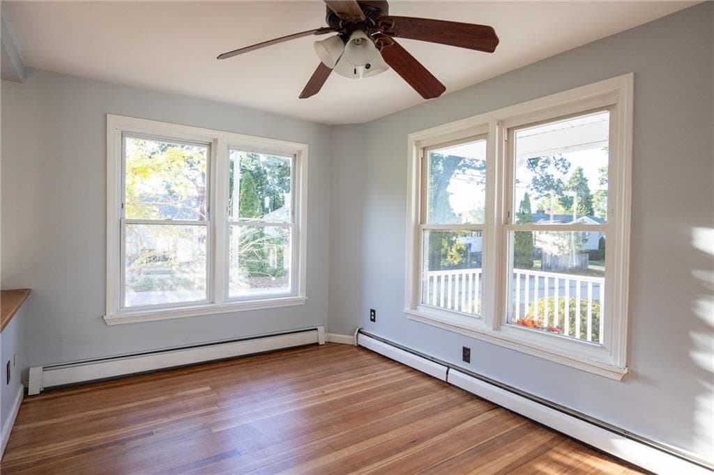 Multi Family at 916 Bullocks PT Avenue, East Providence, photo 6 of 39