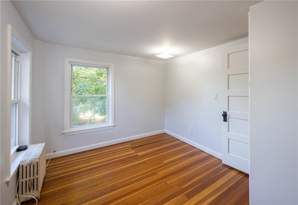 Multi Family at 916 Bullocks PT Avenue, East Providence, photo 36 of 39