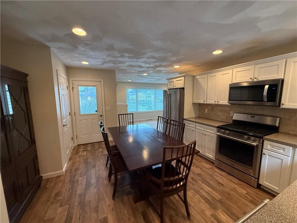 Single Family Residence at 143 Poplar Drive, Cranston, photo 8 of 14