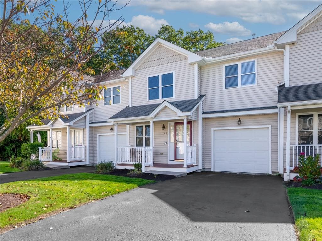 Condominium at 45 Silver Cup Circle, West Warwick, photo 2 of 42