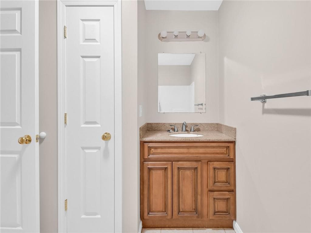 Condominium at 45 Silver Cup Circle, West Warwick, photo 32 of 42