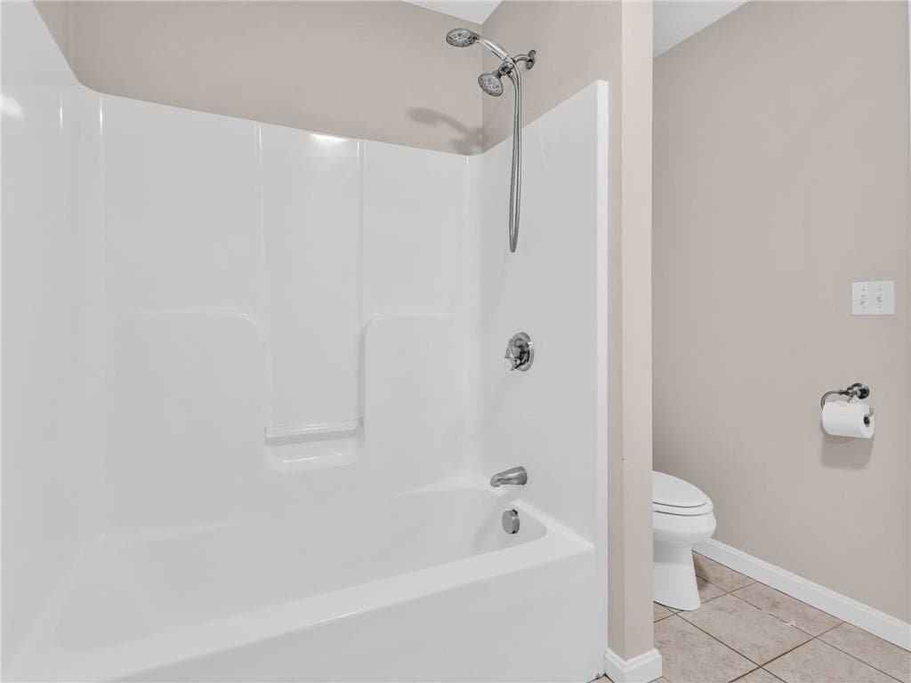 Condominium at 45 Silver Cup Circle, West Warwick, photo 33 of 42