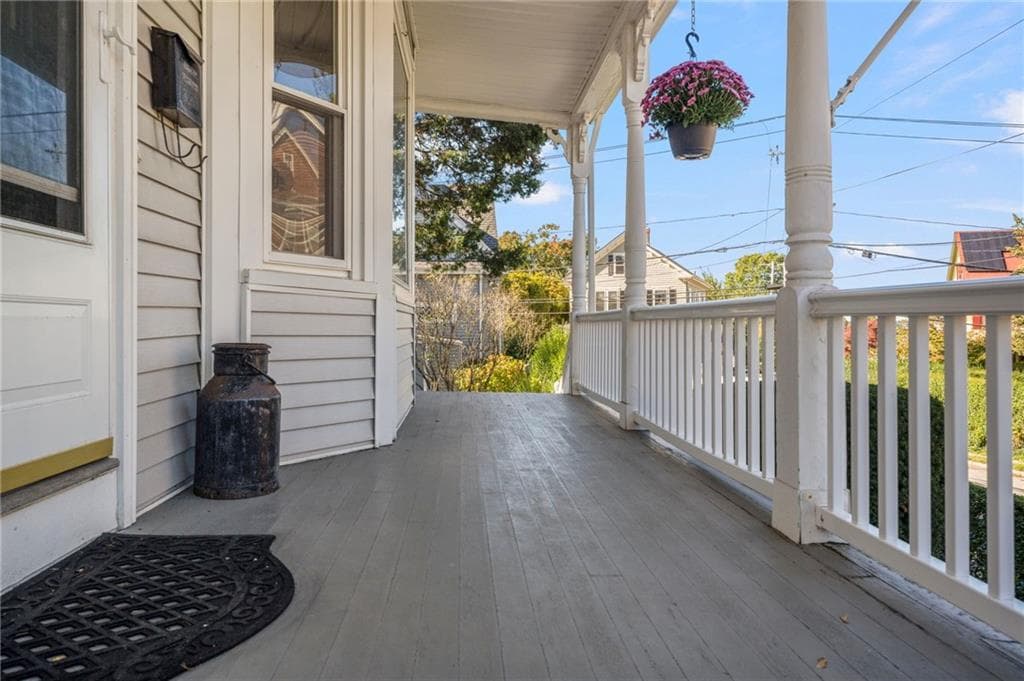 Single Family Residence at 1 Russell Avenue, Newport, photo 5 of 40