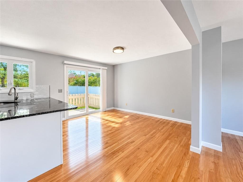 Condominium at 10 Bateman Avenue UNIT C3, Cranston, photo 8 of 25