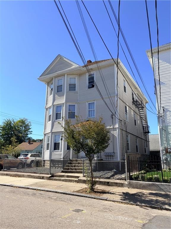 Multi Family at Pawtucket, photo 2 of 25