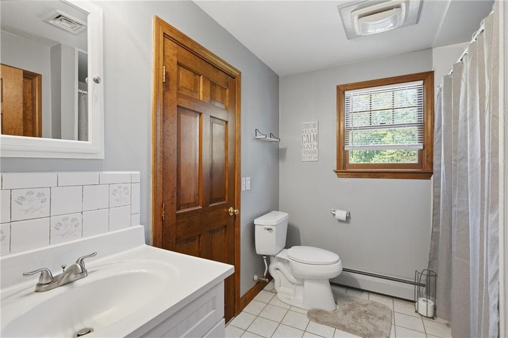Single Family Residence at 10 Circlewood Drive, Coventry, photo 29 of 50