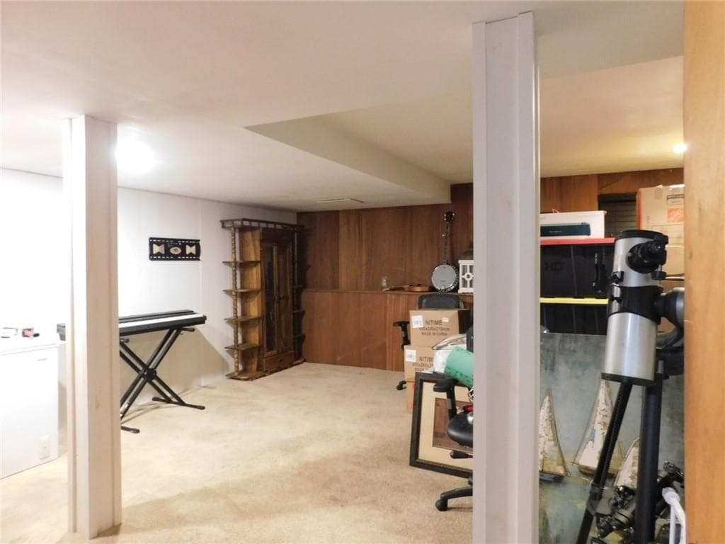 Single Family Residence at 36 WHITE OAK Drive, Richmond, photo 23 of 47