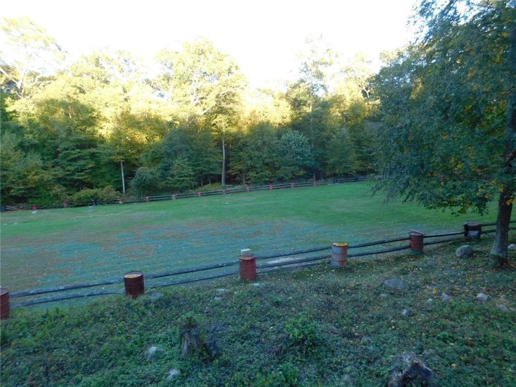Single Family Residence at 36 WHITE OAK Drive, Richmond, photo 40 of 47