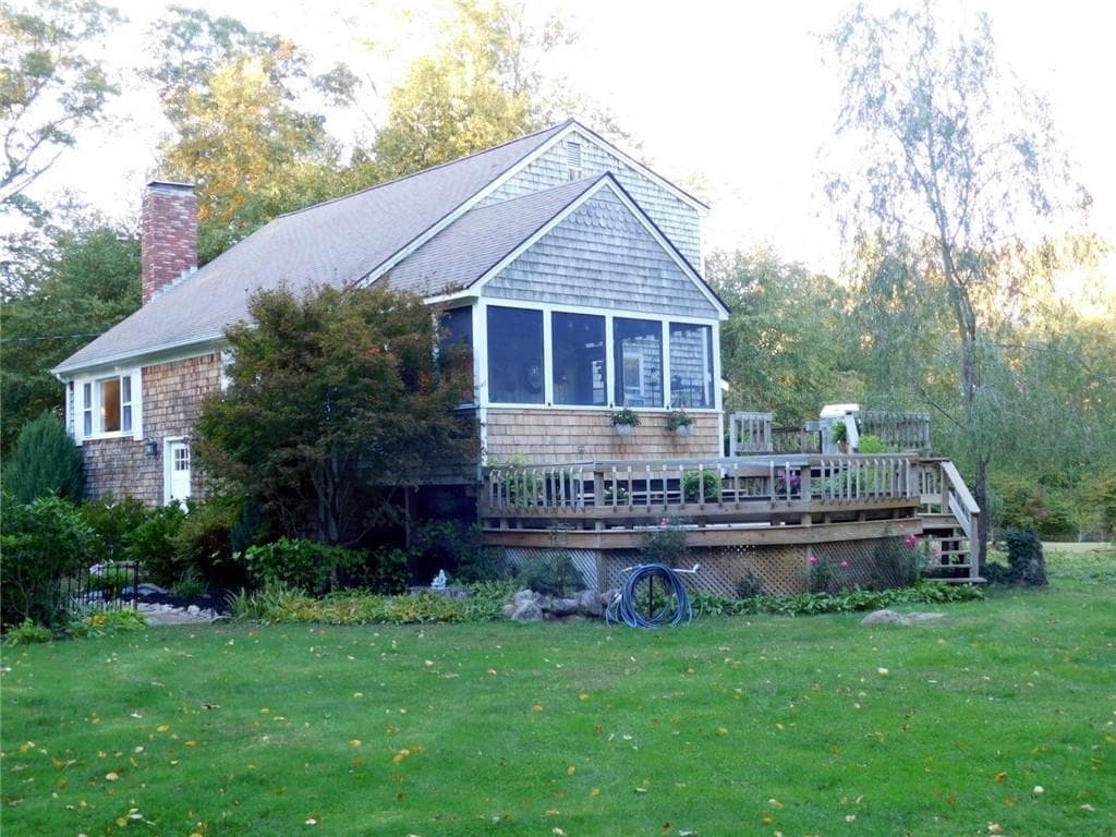 Single Family Residence at 36 WHITE OAK Drive, Richmond, photo 31 of 47