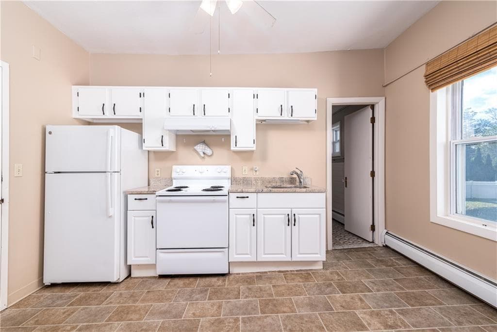 Multi Family at 75 Caswell Street, Narragansett, photo 22 of 23