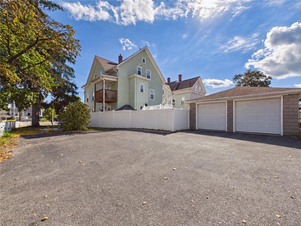 Multi Family at 464 North Main Street, Woonsocket, photo 6 of 49