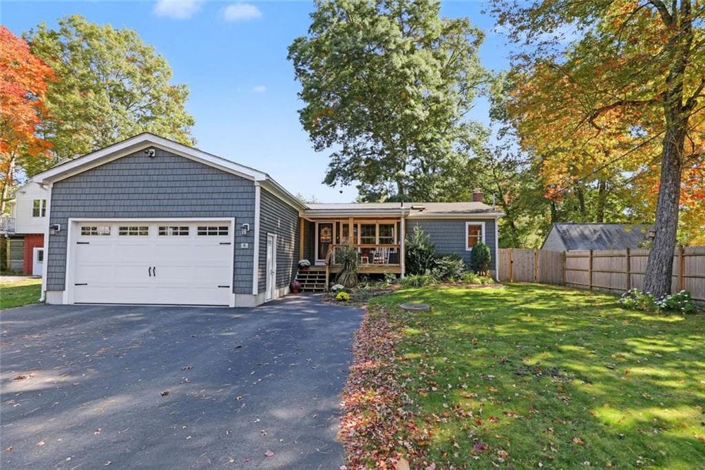 6 Lake View Circle