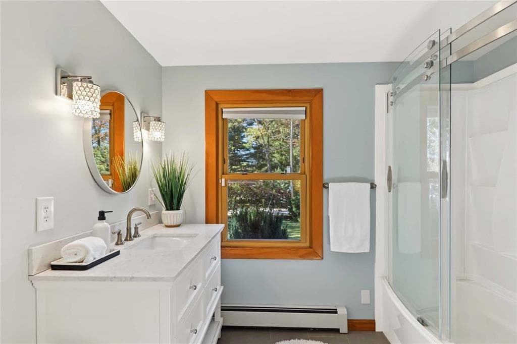 Single Family Residence at 6 Lake View Circle, Glocester, photo 14 of 32