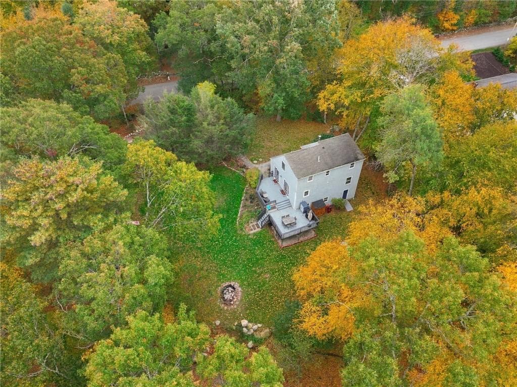 Single Family Residence at 392 Hillsdale Road, Richmond, photo 2 of 33